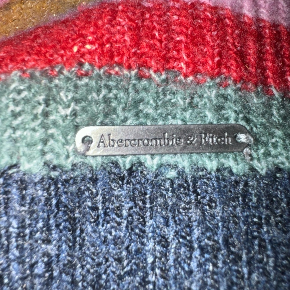 Abercrombie & Fitch sweater - Picture 4 of 5